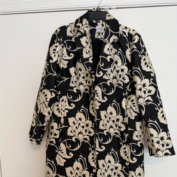 Chico's Jacket Blazer Duster Black with Cream Embroidery. THIS IS GORGEOUS ON! - Picture 1 of 4